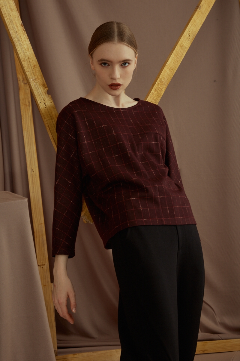 芭罗蒂圆领插肩袖宽松版小衫