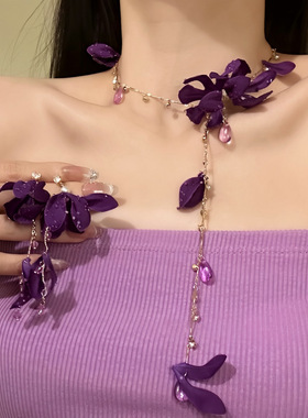 新款度假风镶钻布艺花朵项链时尚优雅百搭锁骨链气质高级感饰品女