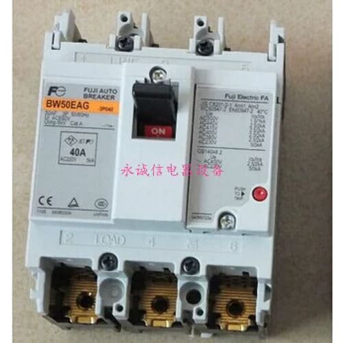 议价正品FUJI塑壳断路器BW50RAG 3P 10A，质保一年