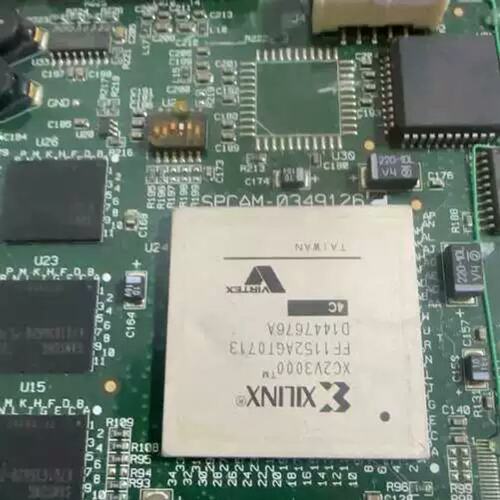 议价XC2V3000整体板子，心片都有，实物图