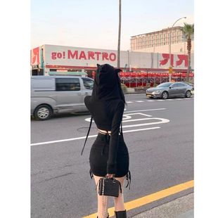 2025新款 裙 秋冬辣妹终结者废土风连帽连衣裙女设计感抽褶纯欲修身