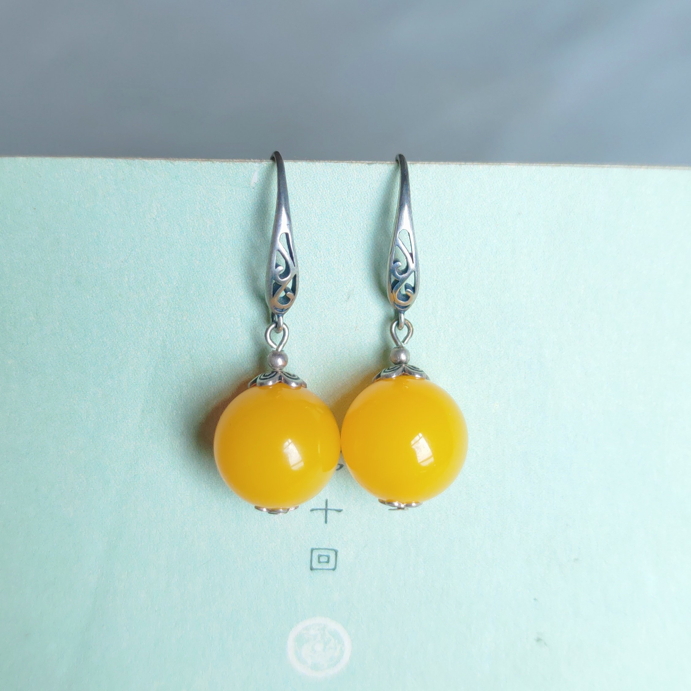 S925银天然蜜蜡琥珀耳坠