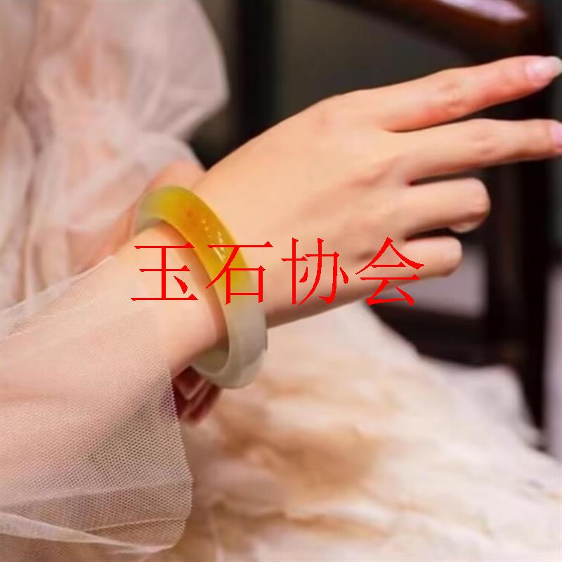 高端精品翡翠色手镯黄翡色玉镯手镯正圈玉石鸡油黄冰种平安镯送礼