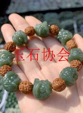 新疆和田玉湖水绿醒狮手串瑞狮跃动大颗配饰珠串男款祥瑞绵延散珠