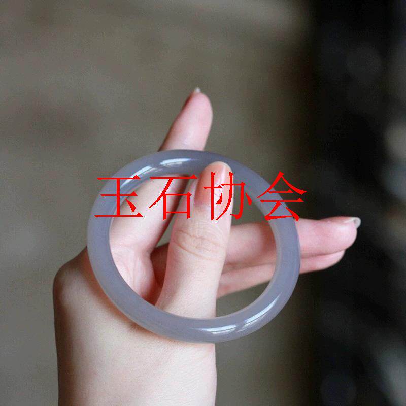 精品青海老料和田玉烟紫圆条手镯烟灰色玉镯美人条冰种紫罗兰镯子