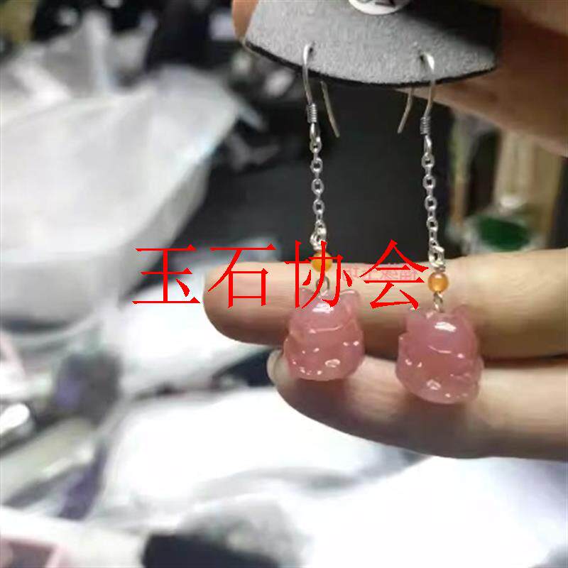 新中式盐源耳环粉玉髓小狐狸耳坠