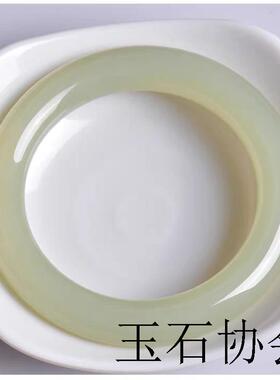 高端新疆和田玉女款晴水手镯冰透玉石显白精品青白玉胖圆玉镯子