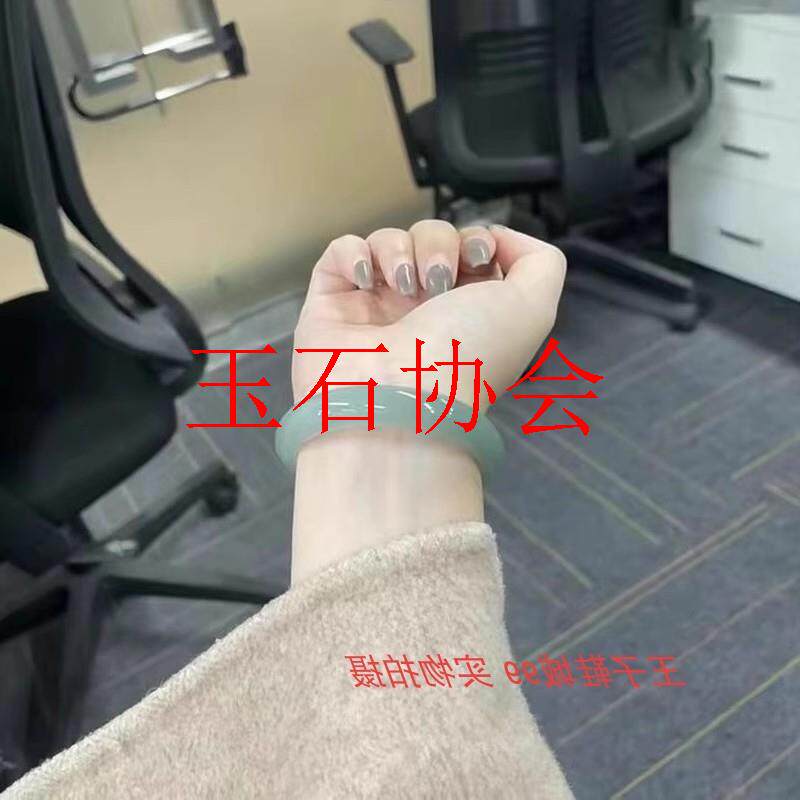 危地马拉翡翠色手镯女款老坑晴水冰种天空蓝水平安镯玉危料玉手镯