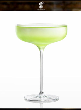 高清透亮酒吧灵魂鸡尾酒杯