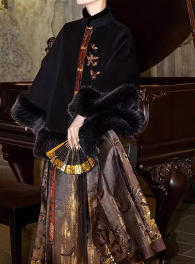 新中式汉服醉鎏金汉元素加绒加厚披肩羊毛斗篷马面裙新年战袍冬