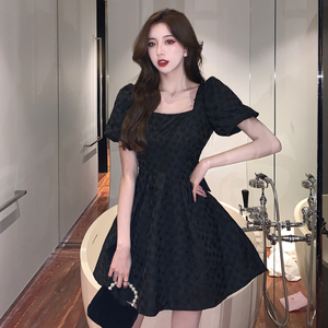 RM8860#夏季网红新款复古方领泡泡袖小黑裙设计感高腰显瘦