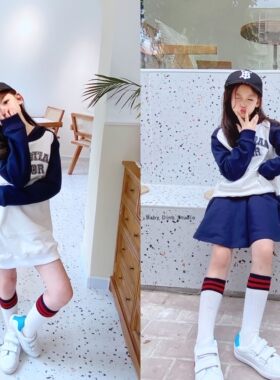 现货女童拼色印花学院风连帽卫衣