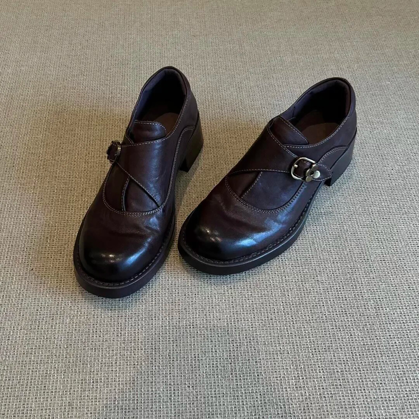 羊皮版~复古圆头皮带扣山茶花装饰乐福鞋女百搭气质时尚单鞋女,女鞋,乐福鞋（豆豆鞋）,淘宝优惠券,粉丝福利购,淘宝优惠卷