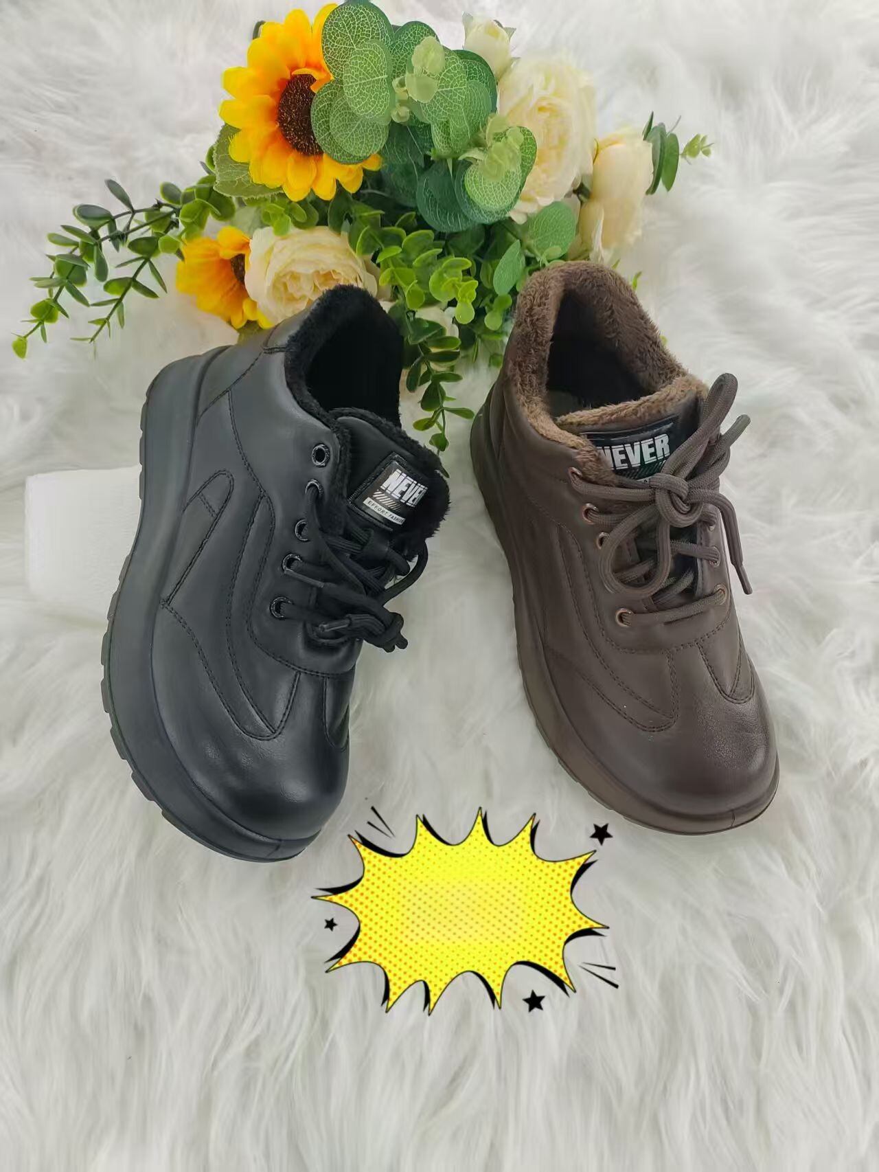 冬天妈妈棉鞋真皮一脚蹬中老年短靴保暖防滑大码女鞋软底加绒皮鞋