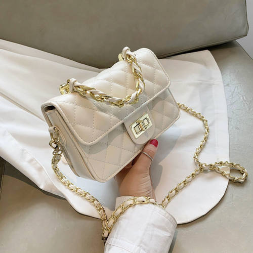 2025新款时尚精致单肩斜挎包