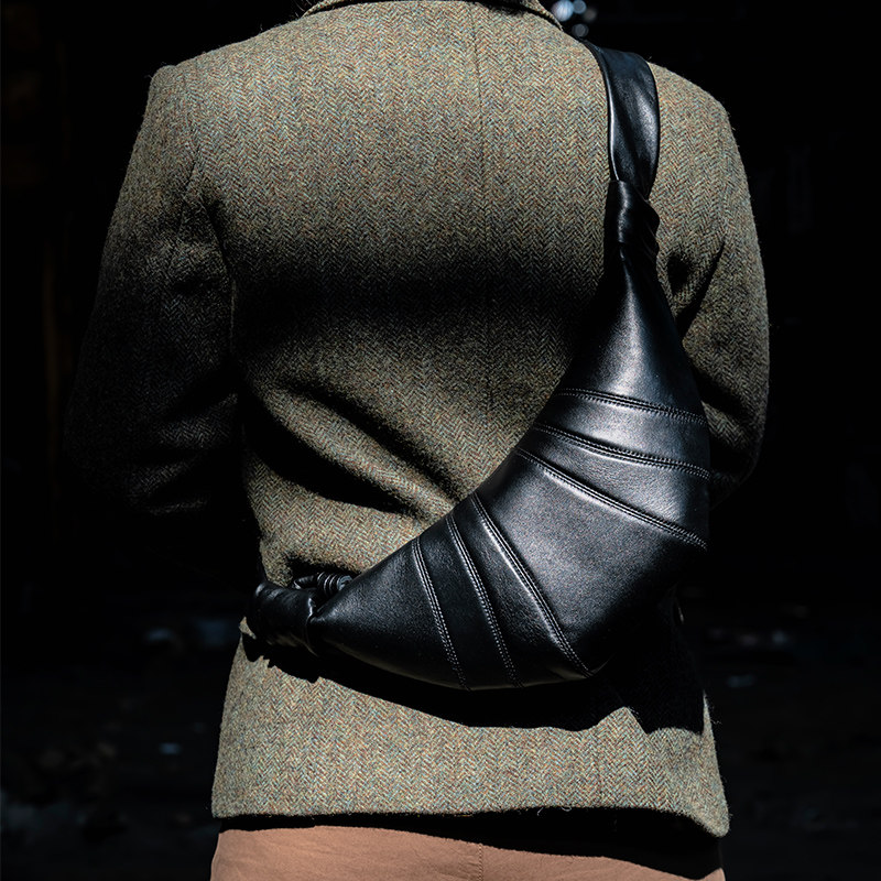 可颂牛角包真皮美式复古头层羊皮斜挎单肩饺子包小众设计慵懒百搭