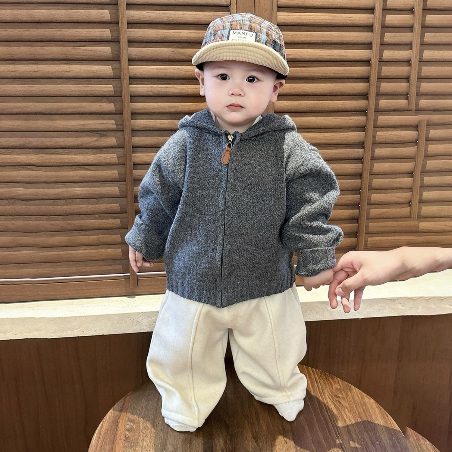 儿童秋冬针织连帽拉链毛衣休闲裤