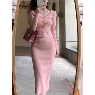 连衣裙 温柔气质复古优雅紧身包臀显瘦两件套针织秋冬长袖 Mimo
