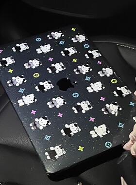 汪三岁「Kitty暴富」满天星黑透MacBook保护壳air壳pro苹果笔记本2024款M3/M2/14寸黑色M4