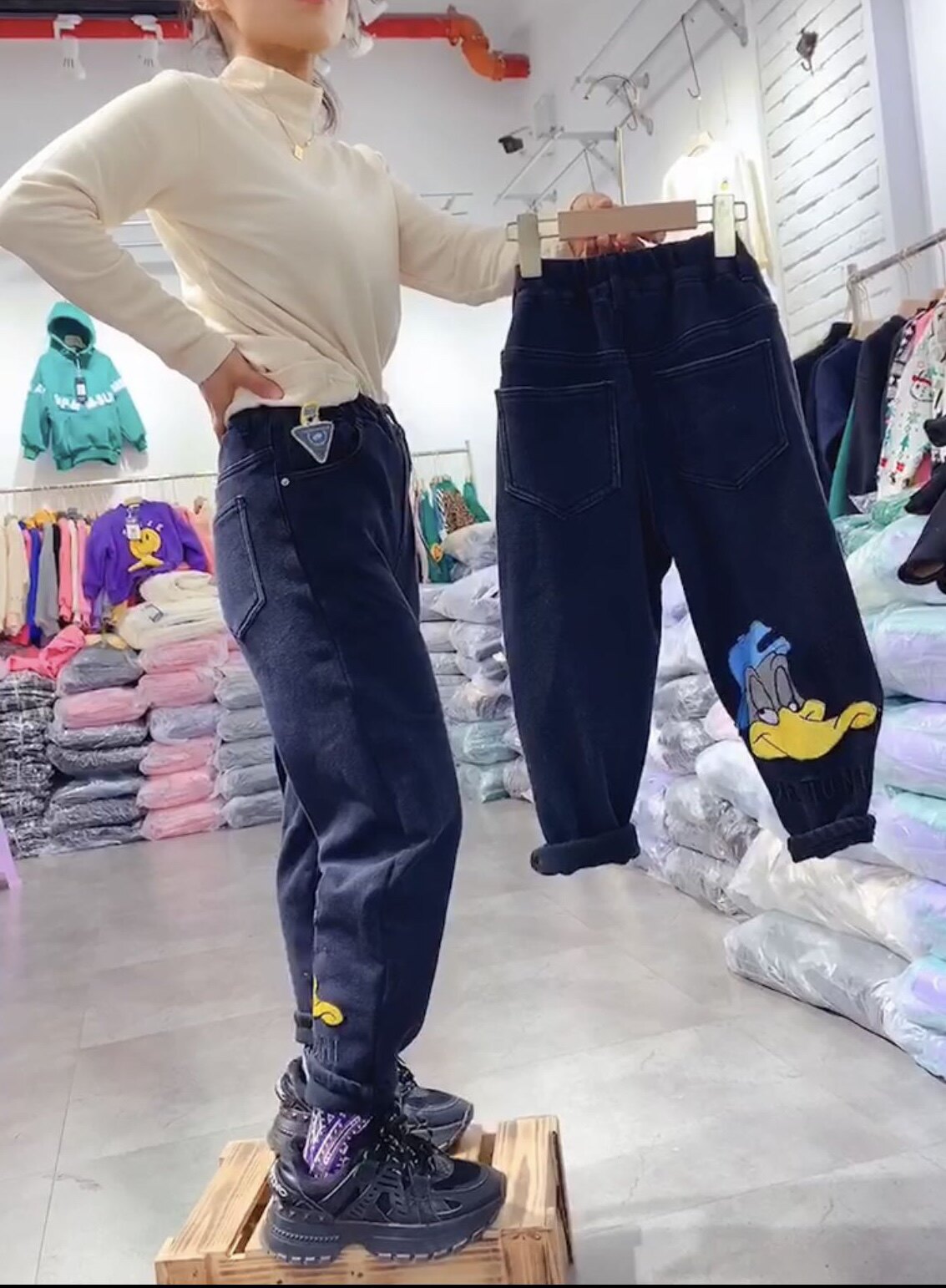 大E小断码冬儿童一体绒牛仔裤韩版潮男女童老爹裤百搭时尚23521