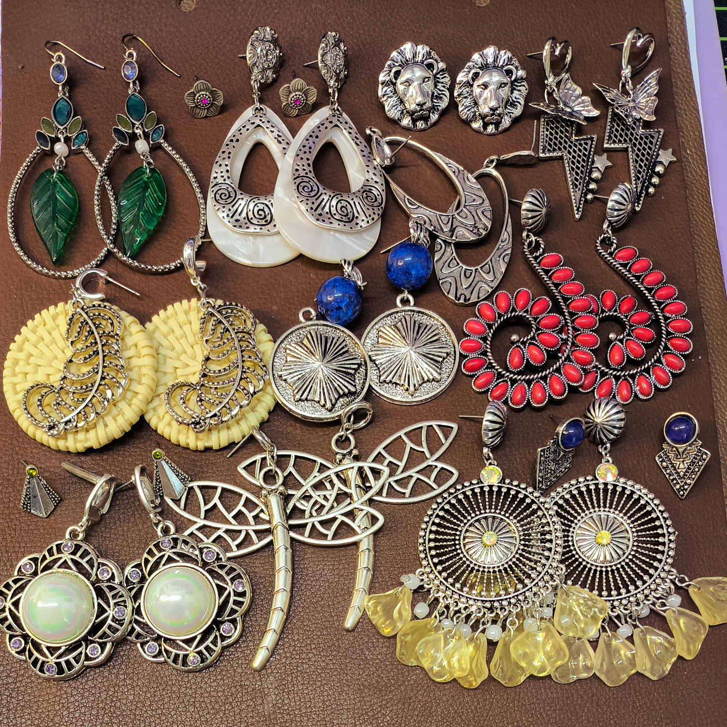 【复古民族风合集】D47烧银色铜镀做旧狮子头像夸张长款耳环耳钉