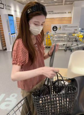 Ninipink庄不腻自制【西瓜冰】少女感红色格子木耳边短袖显瘦小衫