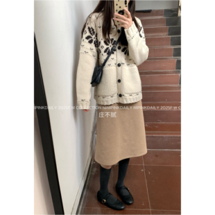 Ninipink庄不腻自制 气质高腰A字毛呢裙秋冬女显瘦半身裙 周刊