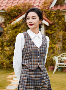 固执新款学院风格子短款马甲短外套女装30033MJ08512