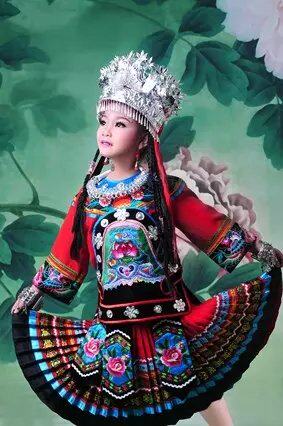 壮族服装表演服女民族风云南贵州黎族演出服景颇族舞蹈服三月三新