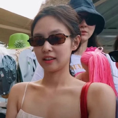 韩版jennie同款方框玳瑁豹纹茶色墨镜女款潮时髦高级感小脸太阳镜