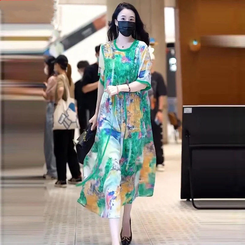 高端绝美连衣裙2023新款女夏季短袖桑蚕丝宽松抽绳长款真丝a字裙