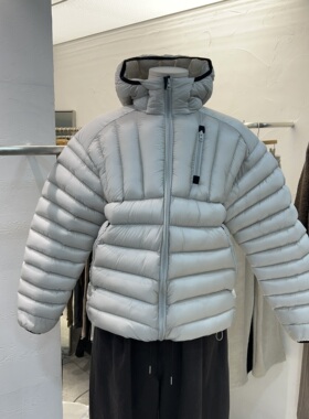 韩国代购男装直播UNFAIRE重工轻量高品填充精工压线蓬松面包棉服