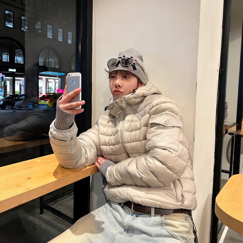 韩国男装高档排骨纹蓬松羽绒服