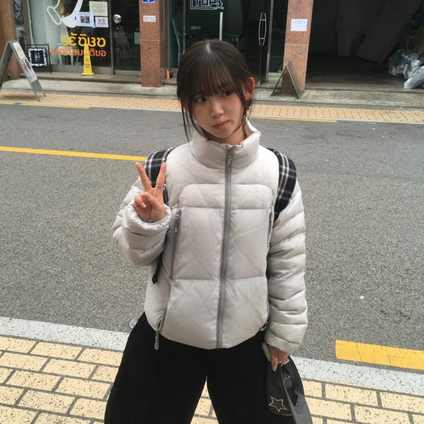 韩国代购立体鸭绒羽绒服轻盈保暖