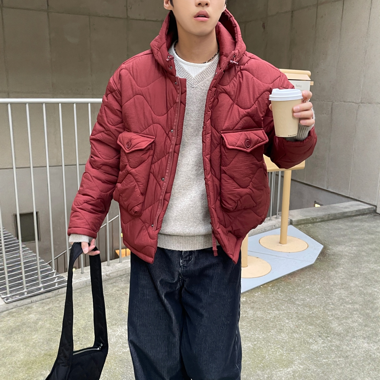 韩国男装波浪绗线立体大口袋棉服