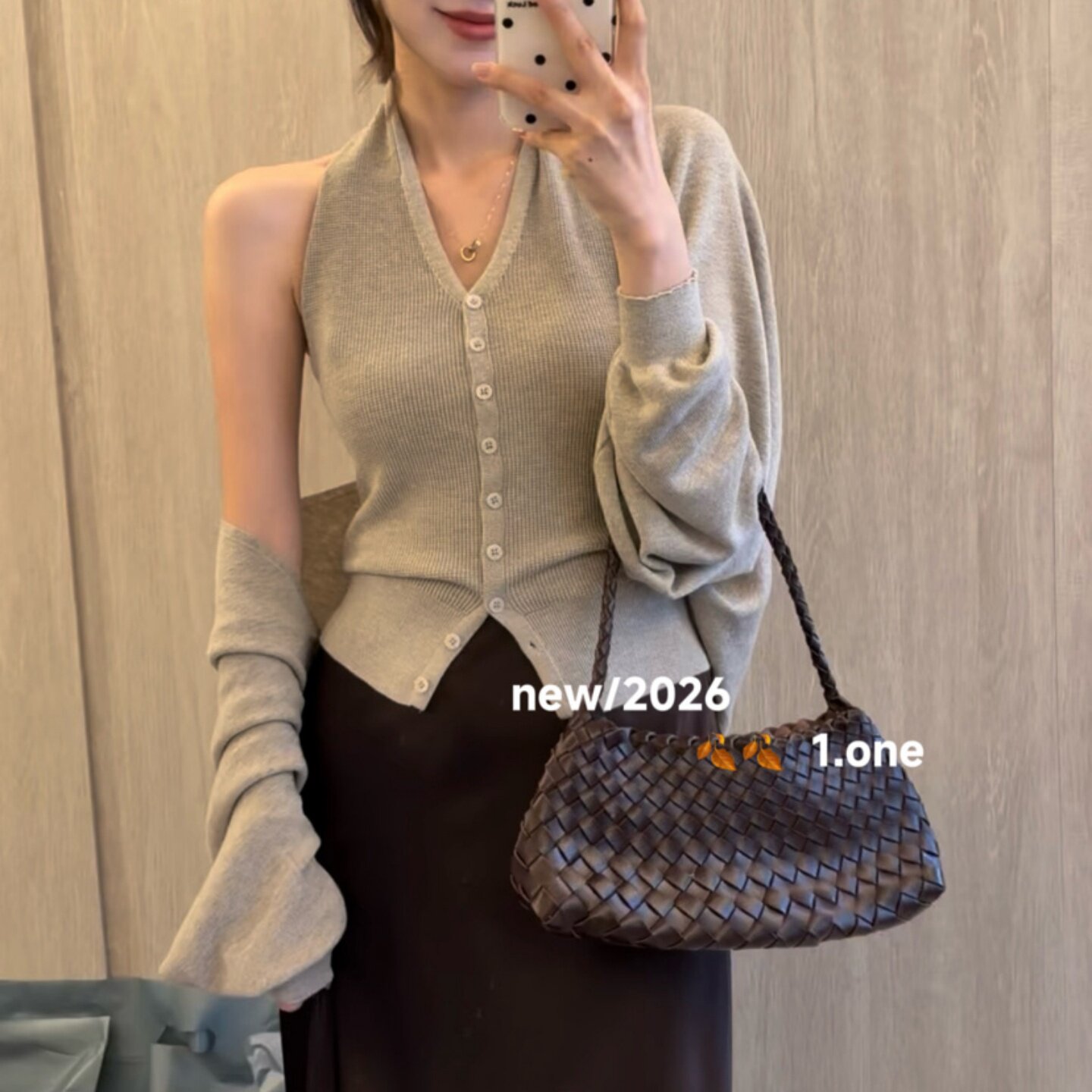 涤纶套头挂脖针织背心开衫女图片