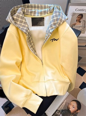 美式复古奶黄色格子拼接连帽卫衣女秋冬加绒加厚开衫短款潮牌外套