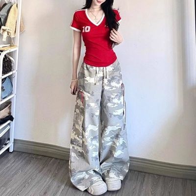 夏季2025新款美式红色辣妹球衣短袖T恤修身收腰短款v领上衣女ins