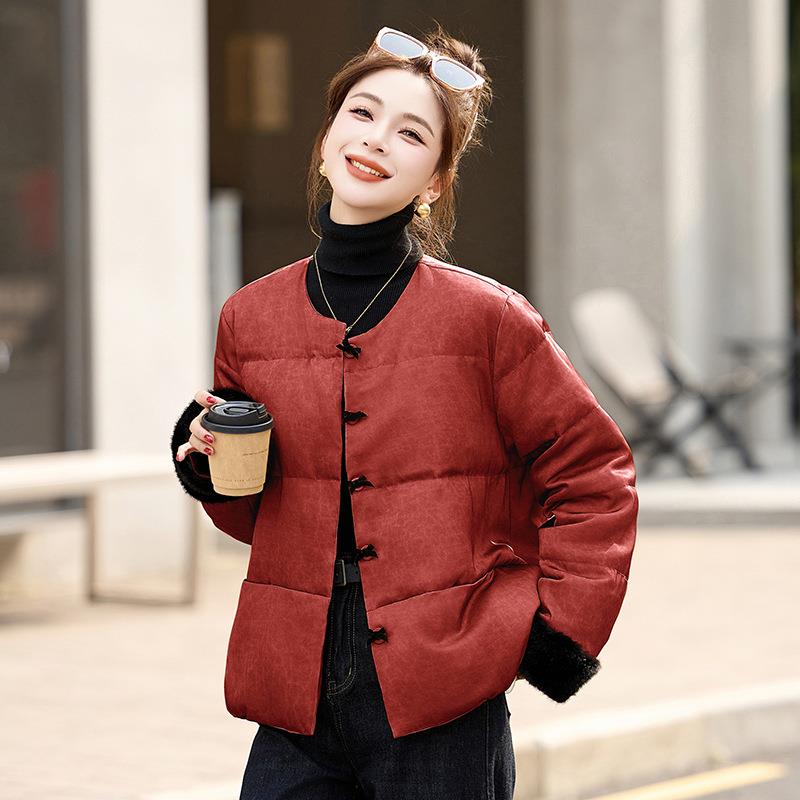 女式羽绒服2024冬季款小新个子宽松圆领白鸭时RX9185-1R尚保暖外