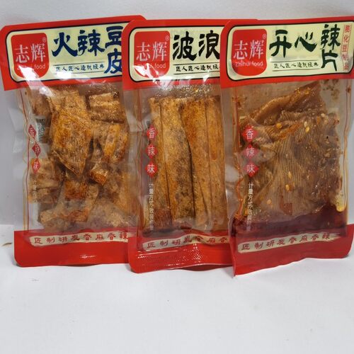 志辉开心鞋底辣片辣条豆皮腐竹