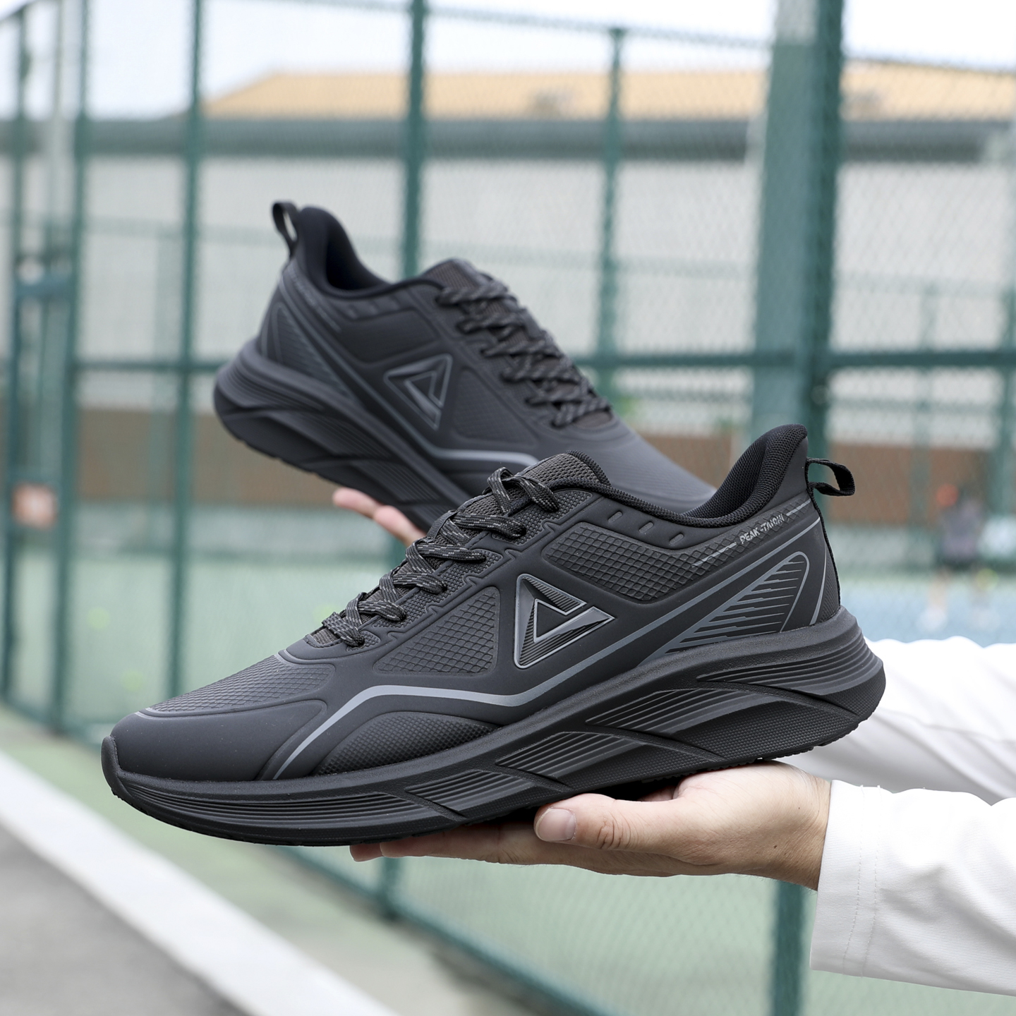 匹克态极跑步鞋男款新款皮面防水减震软底轻便跑鞋休闲运动鞋子