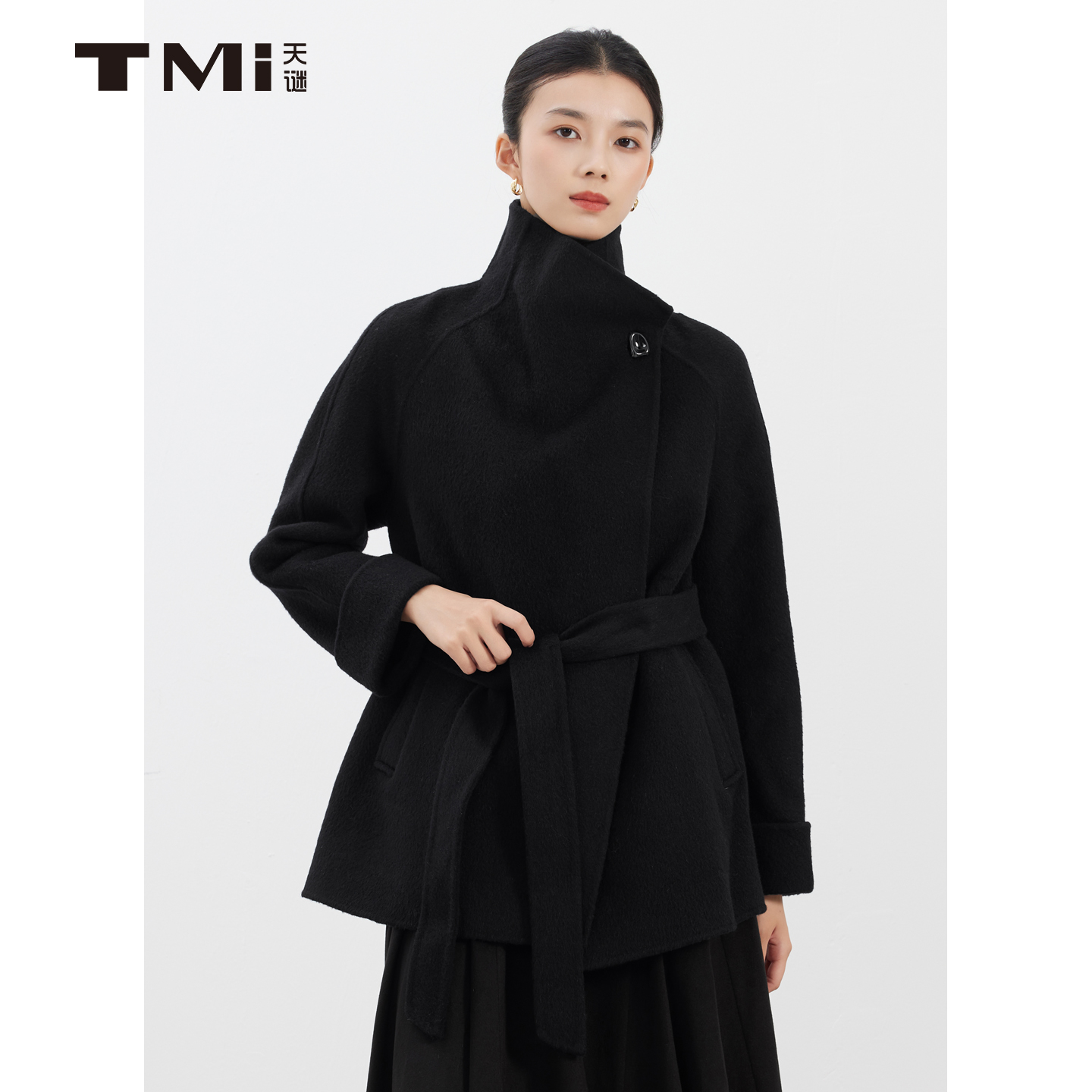 天谜气质简约高智绵羊毛大衣