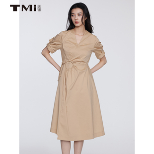 天谜气质收腰连衣裙V领设计纯色通勤A版百褶裙2025夏季TMi252025