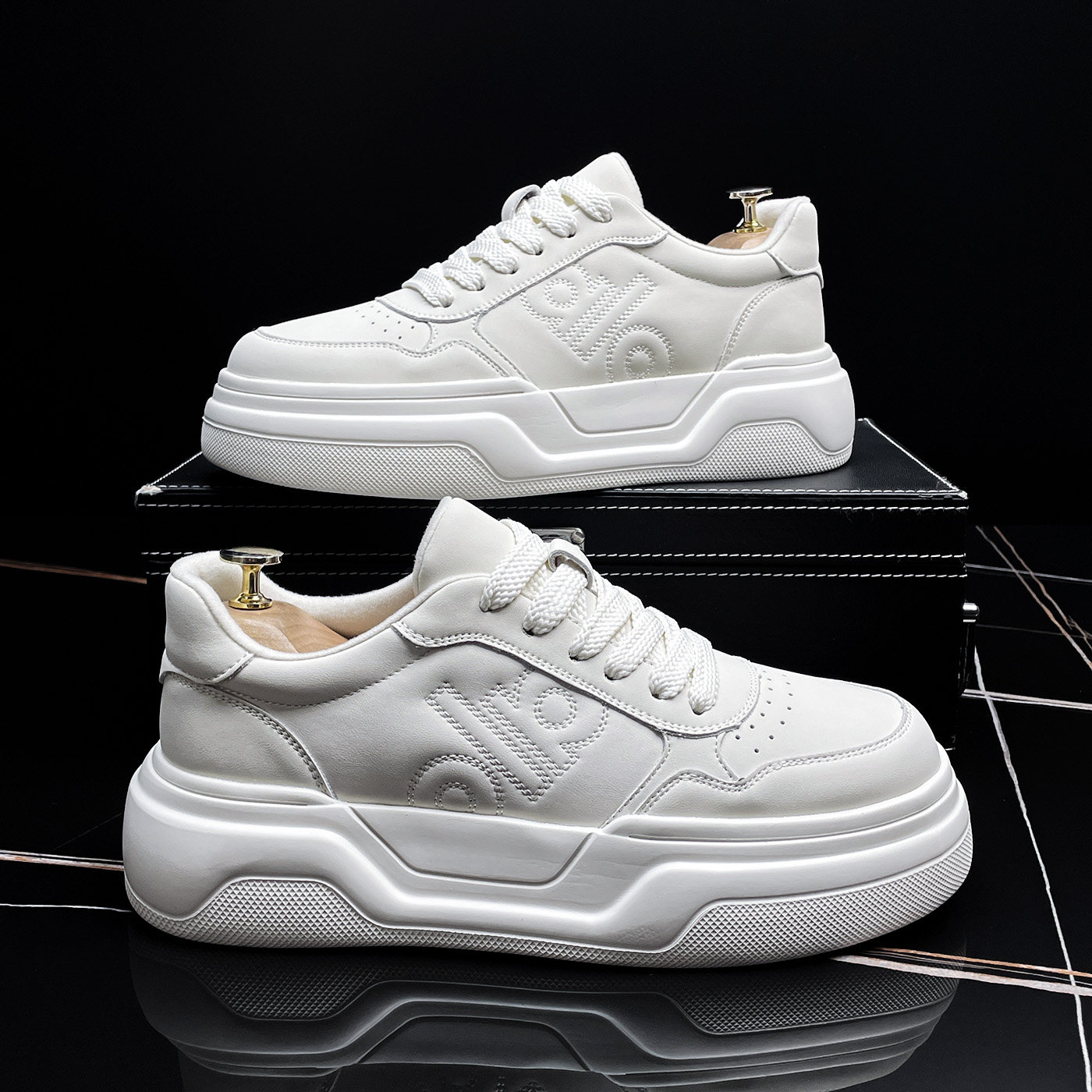 极简小白鞋男2026春季新款超火板鞋内增高厚底潮牌男鞋百搭休闲鞋,流行男鞋,休闲板鞋,淘宝优惠券,粉丝福利购,淘宝优惠卷