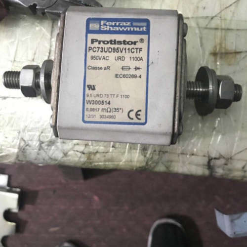 Ferraz熔断器PC73UD95V11CTF 9，5URD 73TTF 1100 W300514