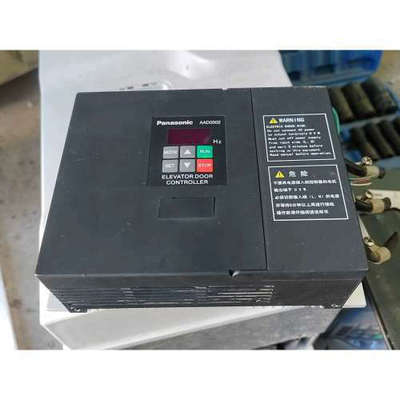 电梯门控制器AAD03020DT01 0.4KW 变频器