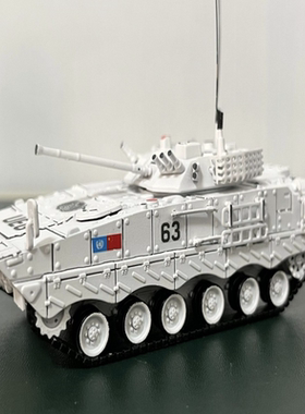 1/72比例04A步战车，UEG白色涂装，多买有优惠感兴趣的话点“我