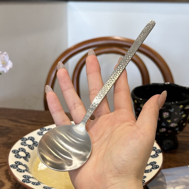 巨好看的勺子！含泪卖了!日式锤纹圆头勺304不锈钢吃饭勺喝汤勺子