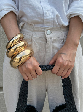 欧美饰品 时尚金属感ins光面圆弧手镯 冷淡风几何宽面手饰女