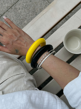 欧美饰品气质ins黄色显白圆形树脂手镯 简约几何bracelet手饰